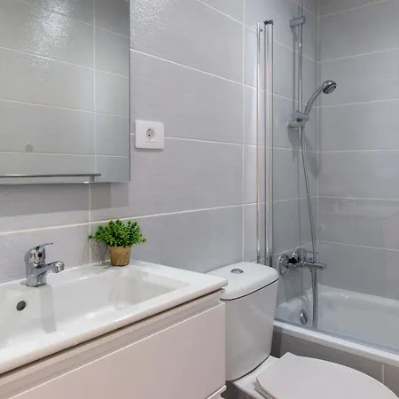 Flores 6 - Three Bed Apartment *