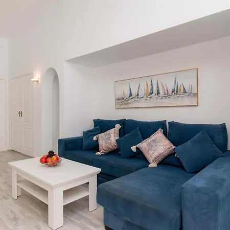 Flores 6 - Three Bed 公寓 Playa Feñabe
